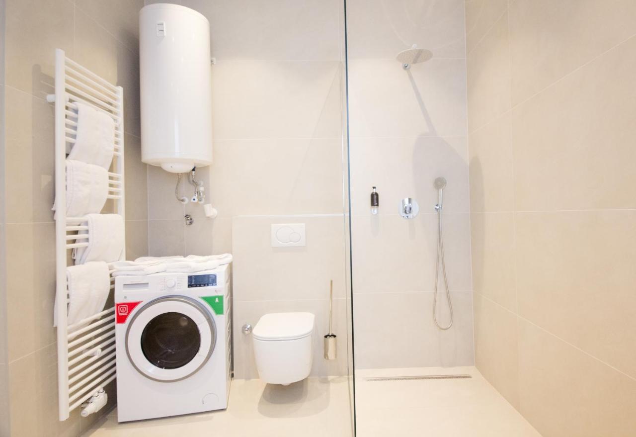 Studio Apartments Opera - Mai'S Apartments ウィーン エクステリア 写真
