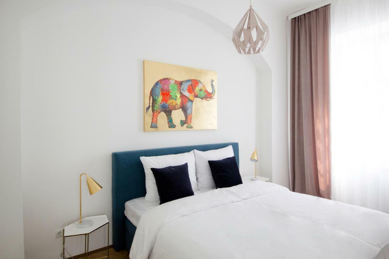 Studio Apartments Opera - Mai'S Apartments ウィーン エクステリア 写真