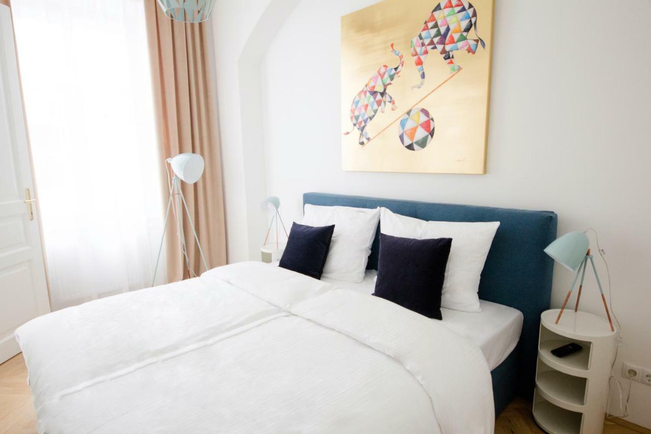 Studio Apartments Opera - Mai'S Apartments ウィーン エクステリア 写真